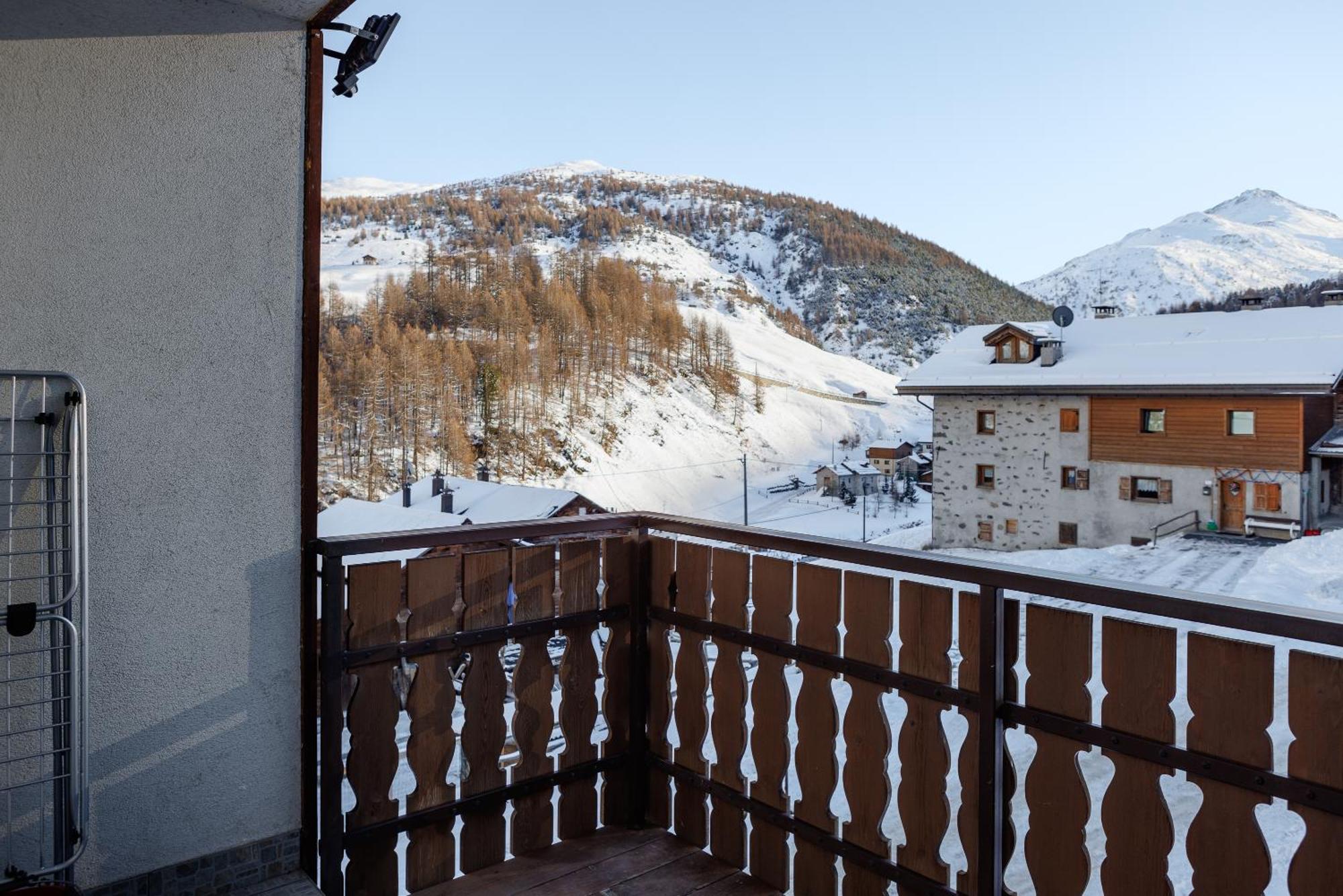 Apartment Il Nocciolo Livigno Exterior photo